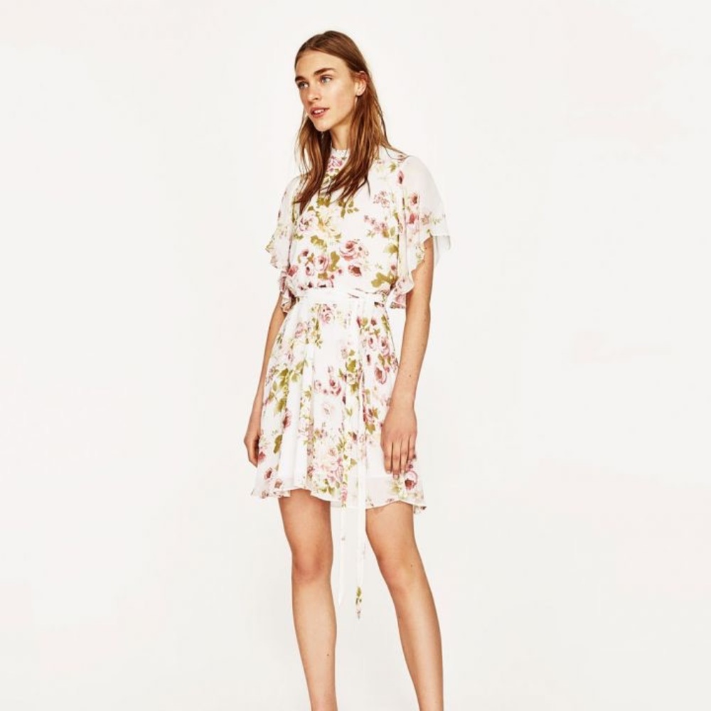 💐Zara women floral open back dress👗